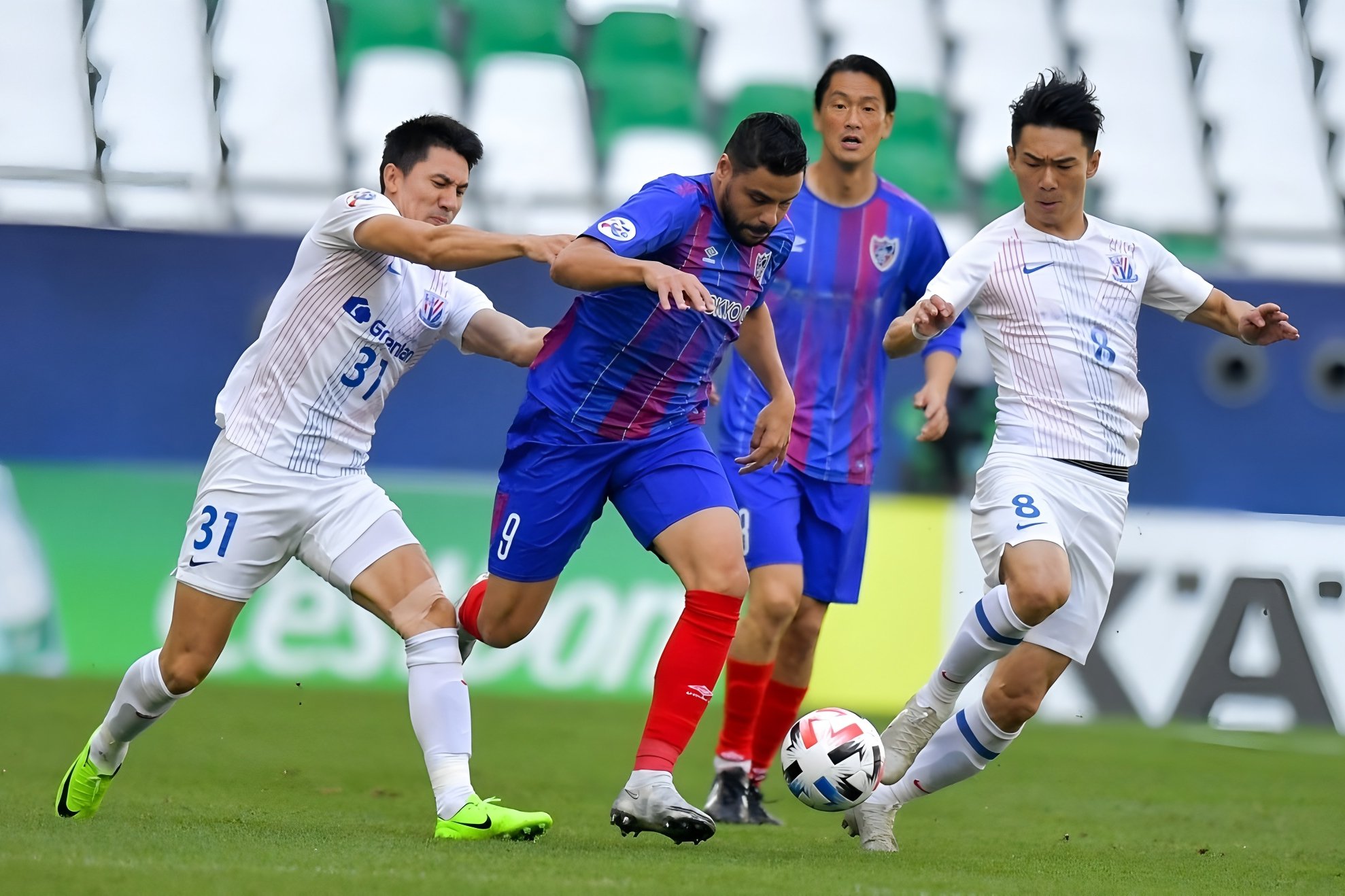 富力主场战平申花，保持稳定状态的简单介绍