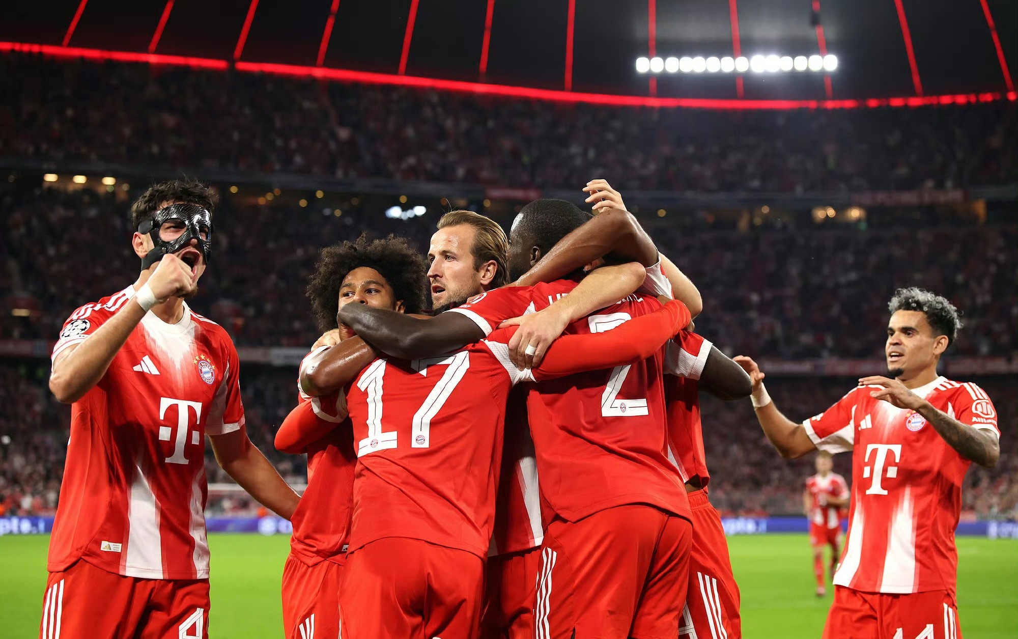 包含拜仁慕尼黑中场确认将离开球队下赛季的词条